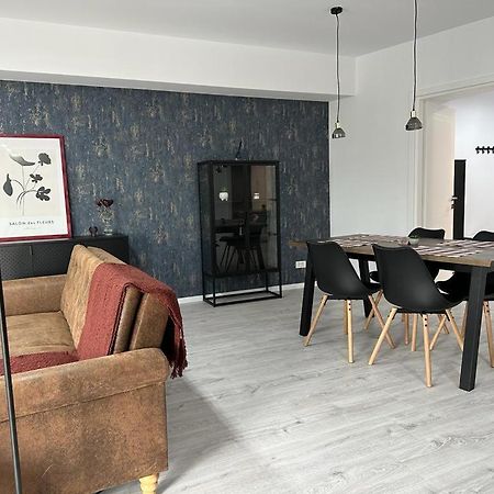 City Center Accommodation - 308 ريشيتسا المظهر الخارجي الصورة